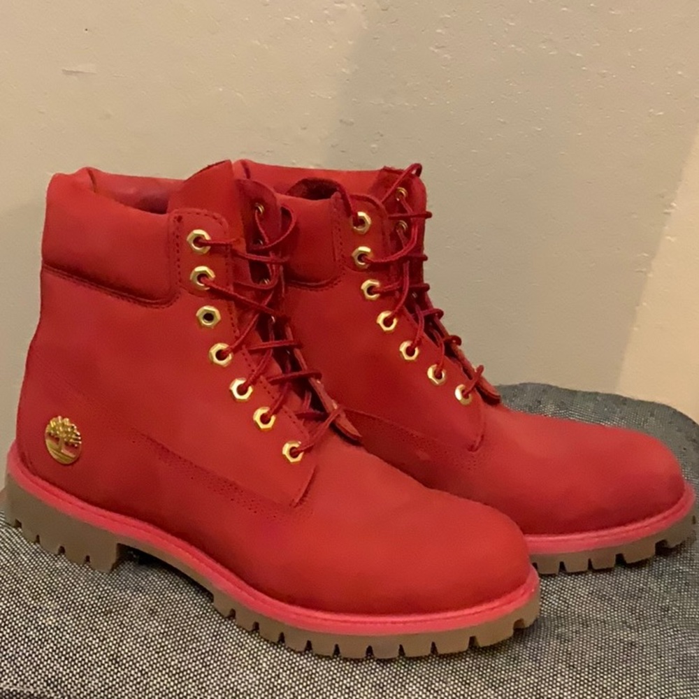 Red Timberlands